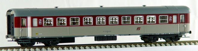 Passenger car 2nd class type Bz 30800<br /><a href='images/pictures/ACME/50164a.jpg' target='_blank'>Full size image</a>
